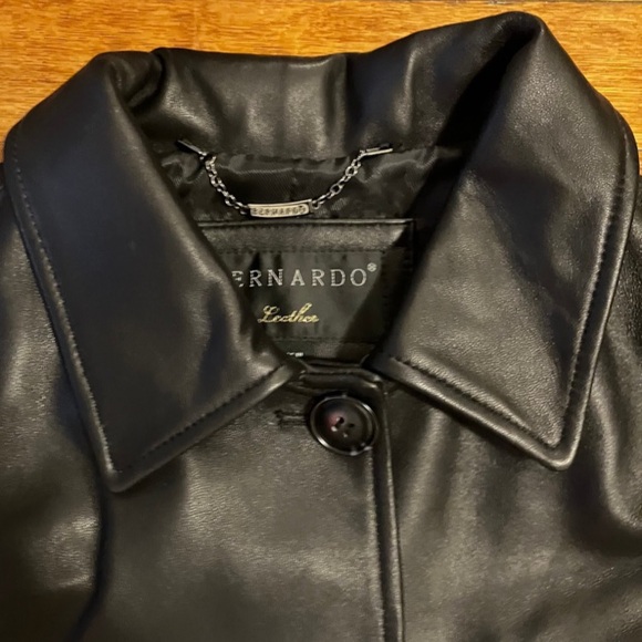 Bernardo butter soft leather jacket/blazer size S-NWOT - Picture 10 of 12